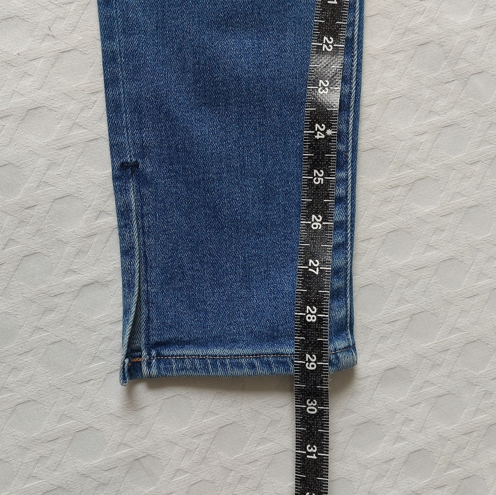 Aritzia Denim Forum The Lola High Rise Skinny Jeans Split Hem Size 28 Stretch - Picture 8 of 9